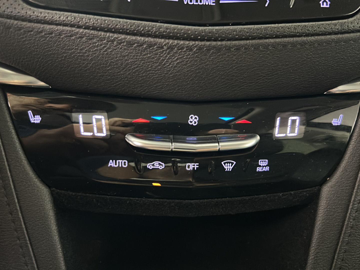 Used 2019 Black Metallic Cadillac Luxury image 21