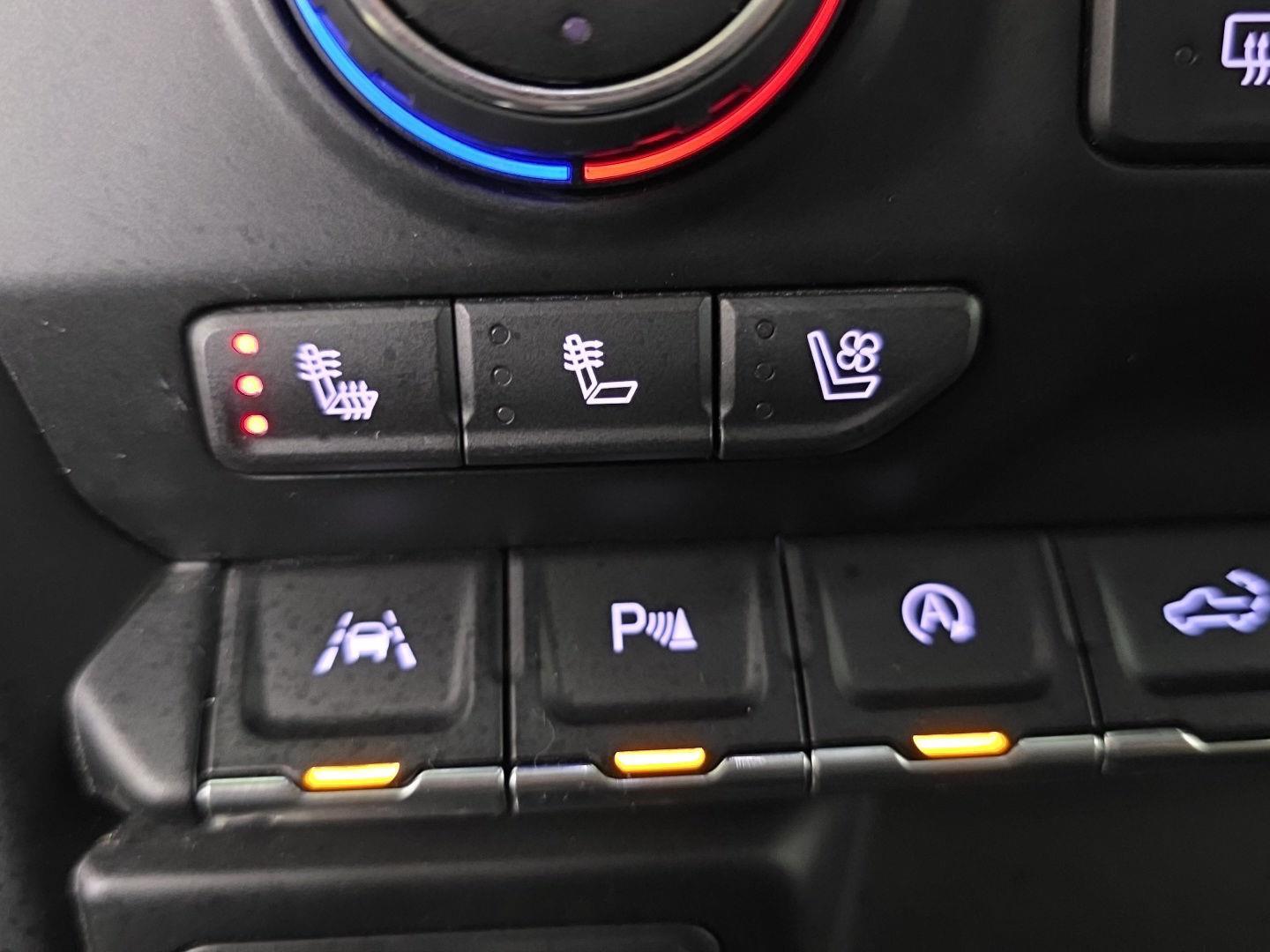Used 2020 Iridescent Pearl Tricoat Chevrolet High Country image 24
