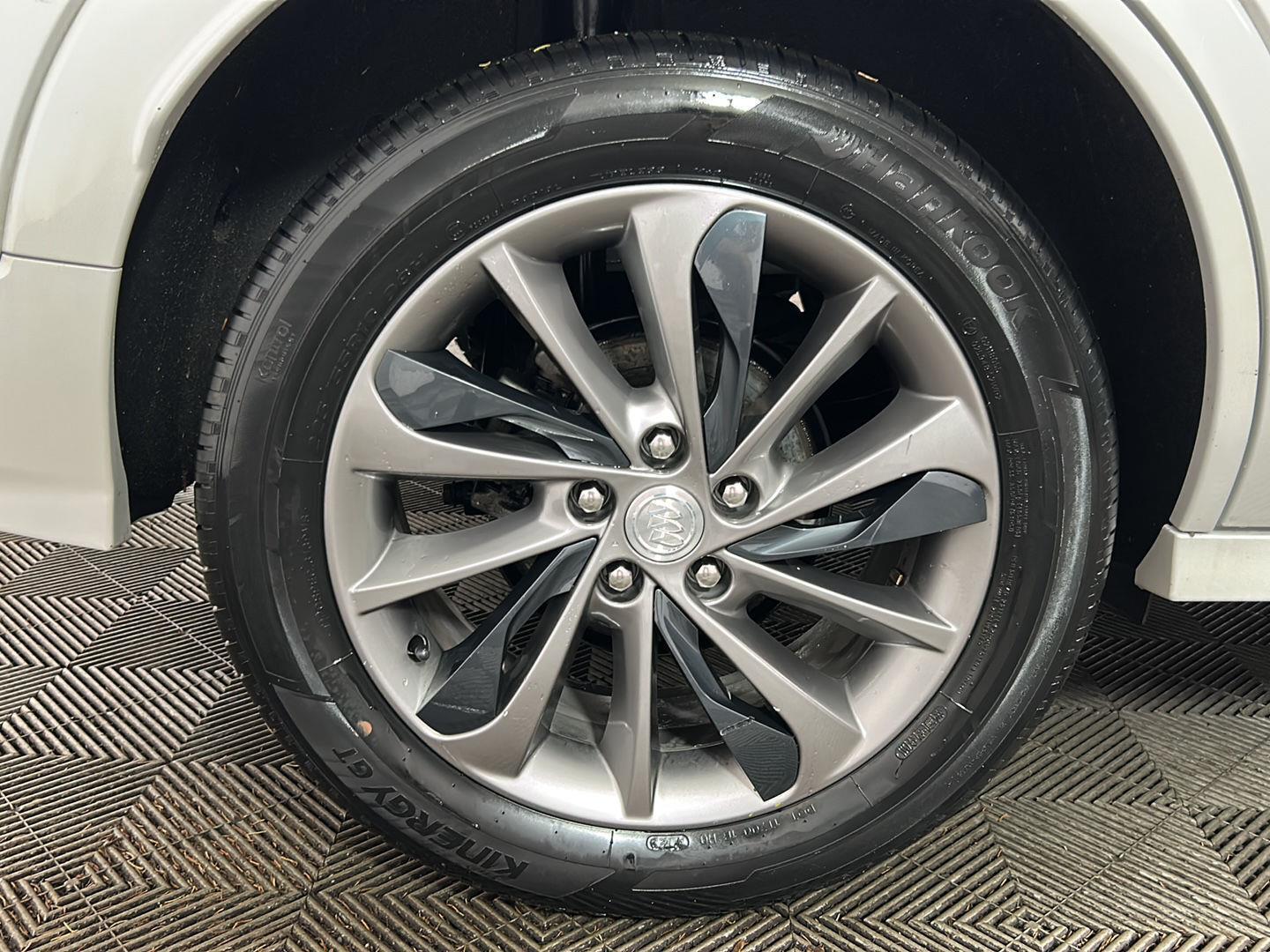 Used 2023 White Frost Tricoat Buick Select image 2