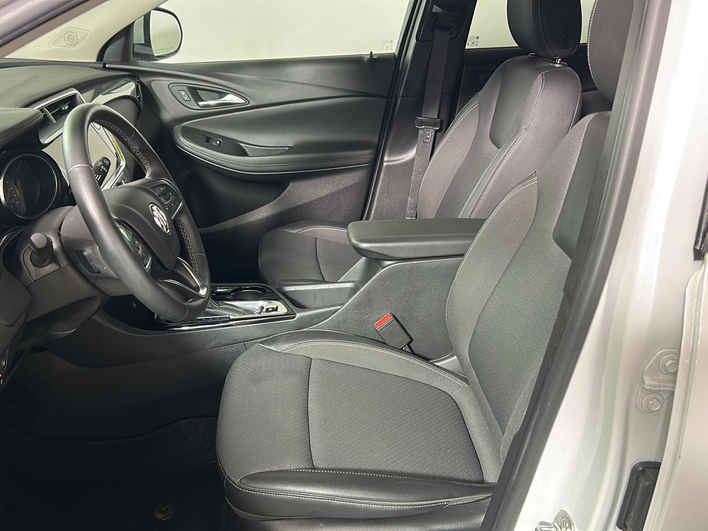 Used 2023 White Frost Tricoat Buick Select image 14