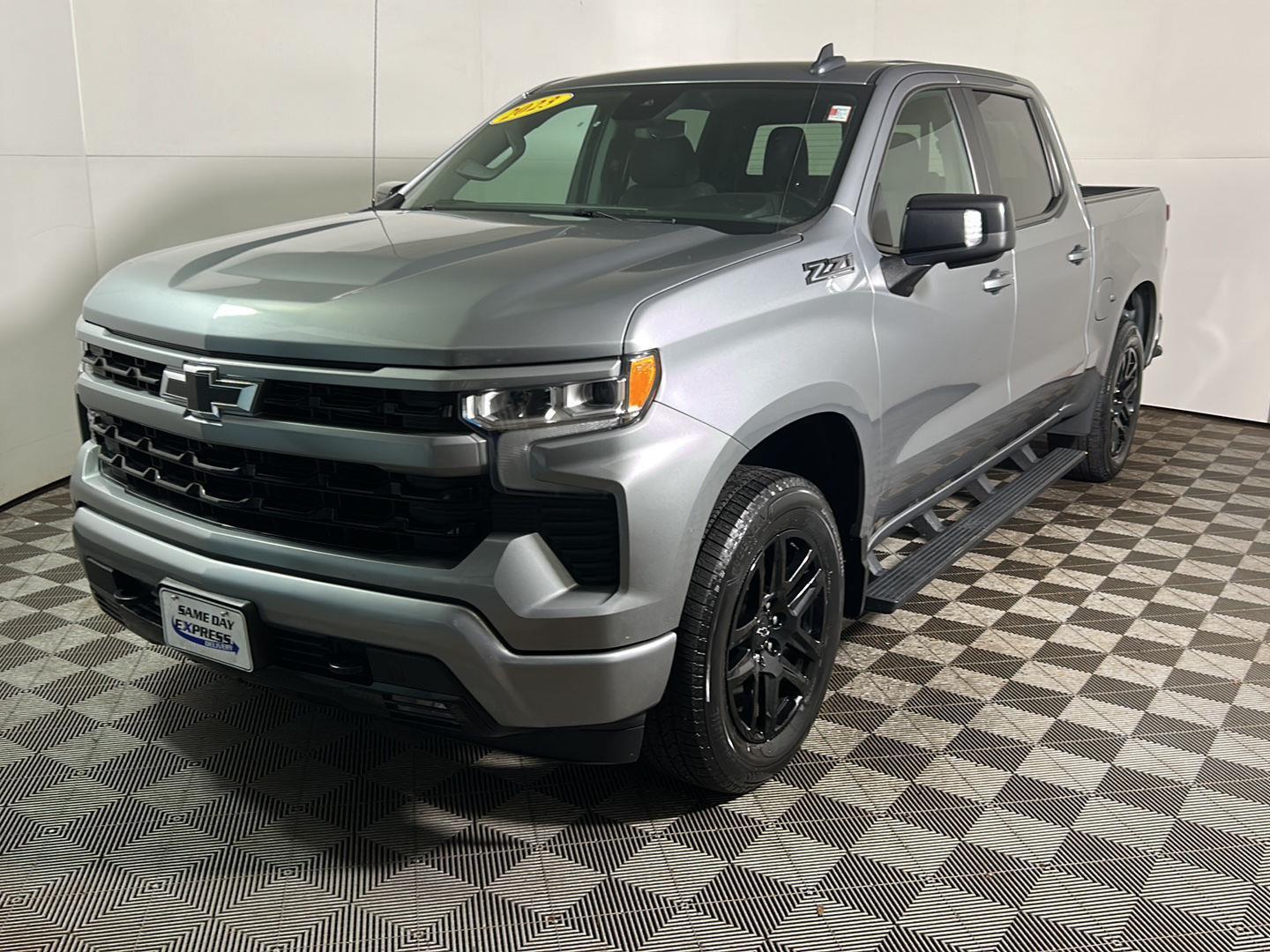 Used 2023 Sterling Gray Metallic Chevrolet RST image 10