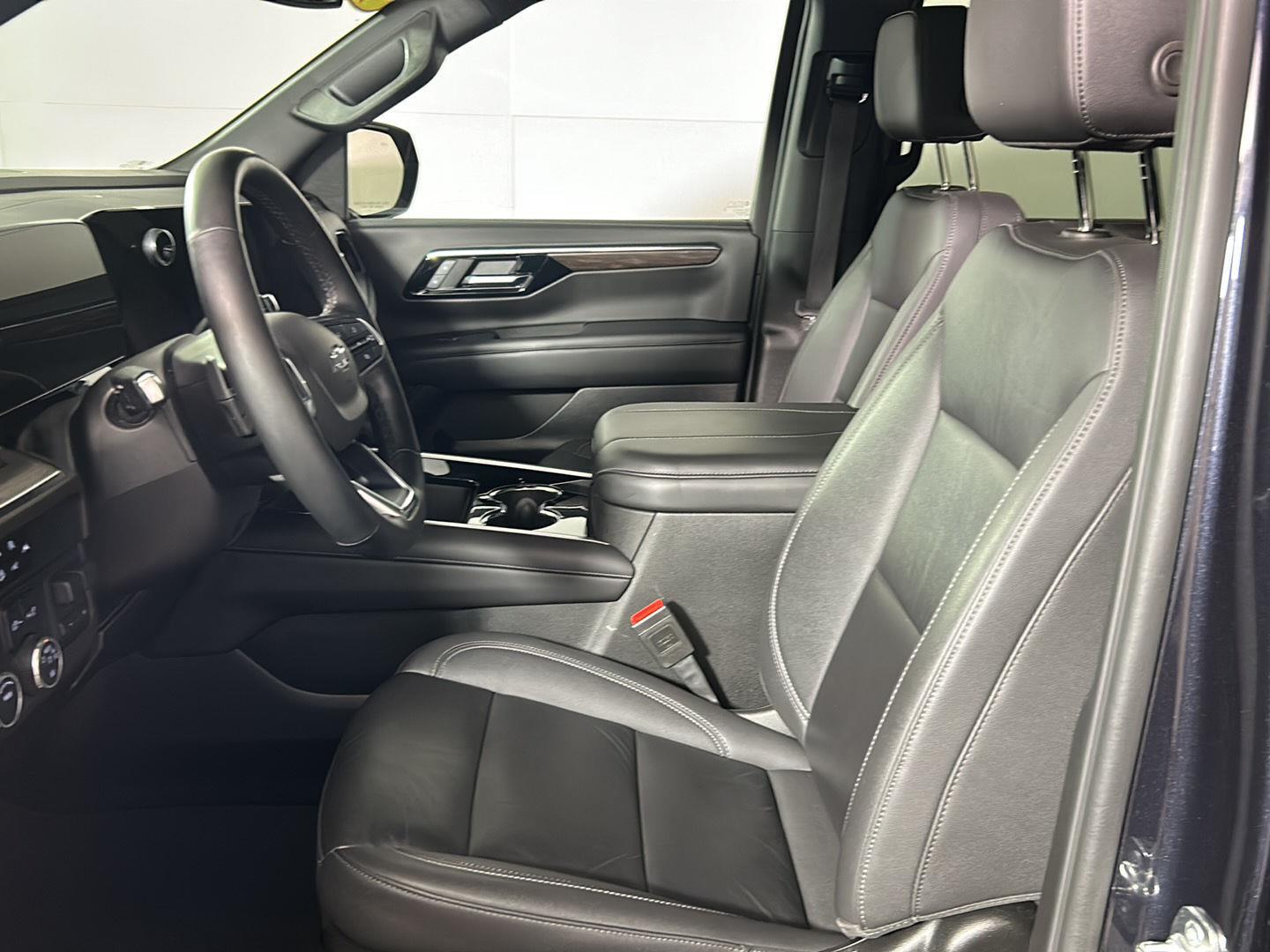 Used 2025 Dark Ash Metallic Chevrolet Z71 image 14
