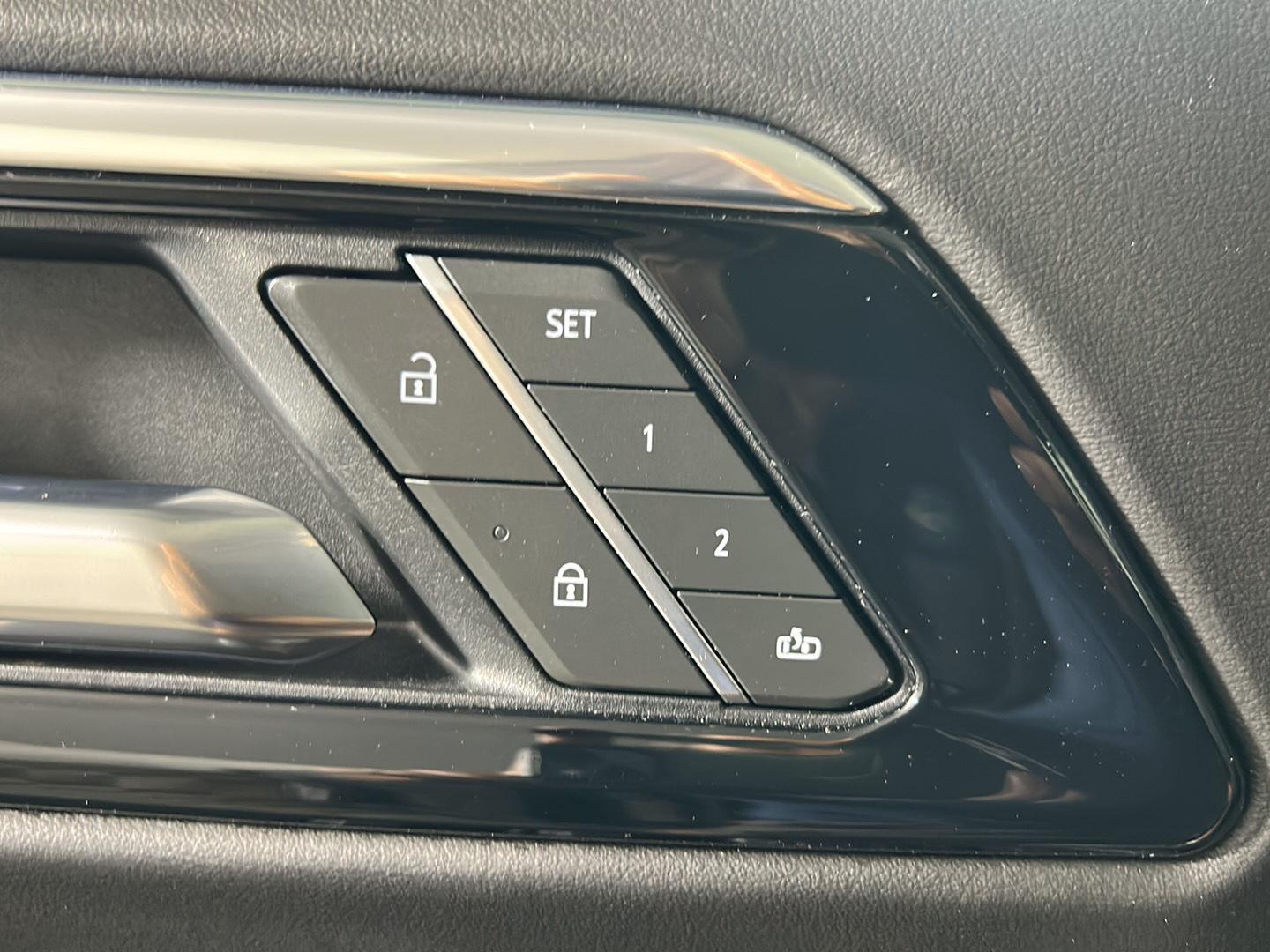Used 2025 Dark Ash Metallic Chevrolet Z71 image 22