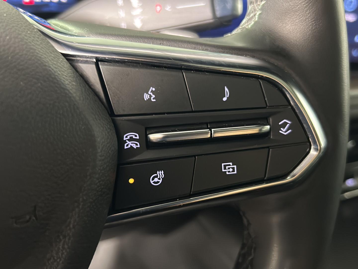 Used 2025 Dark Ash Metallic Chevrolet Z71 image 28