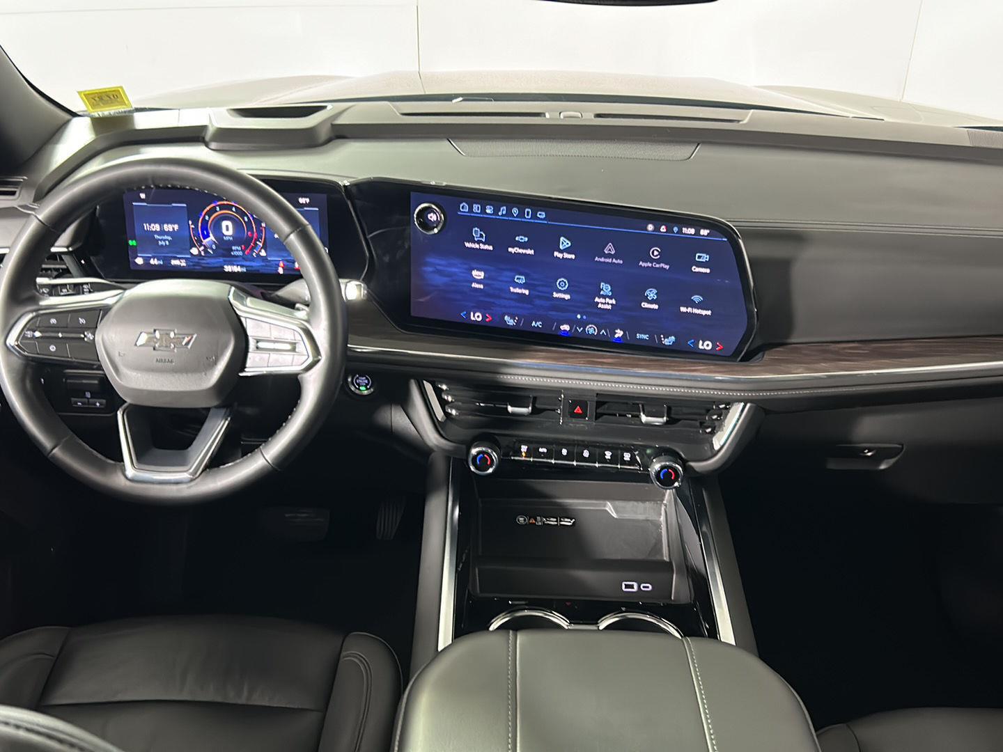 Used 2025 Dark Ash Metallic Chevrolet Z71 image 32