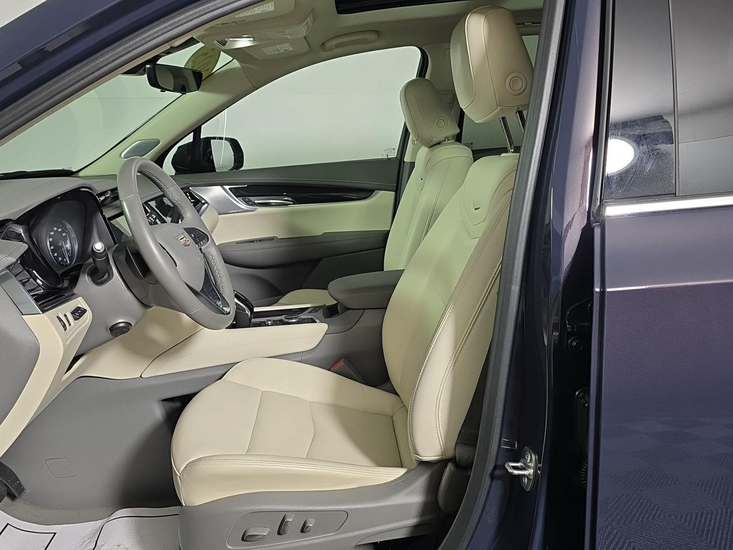 Certified Used 2025 Midnight Sky Metallic Cadillac AWD Premium Luxury image 13