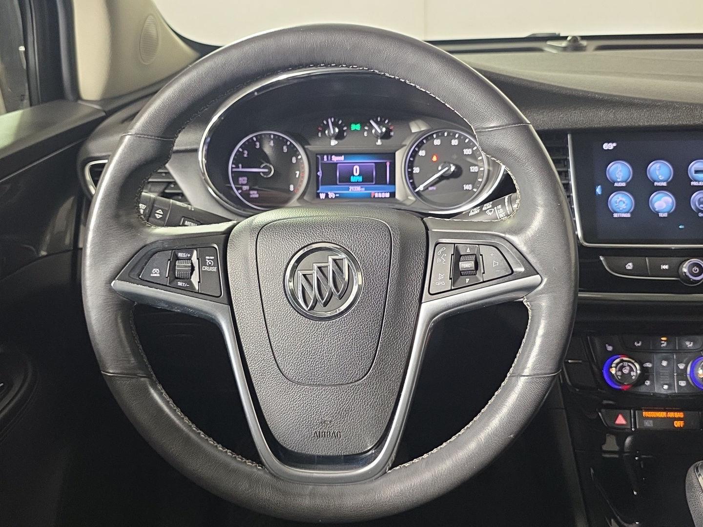 Used 2019 White Frost Tricoat Buick Essence image 26
