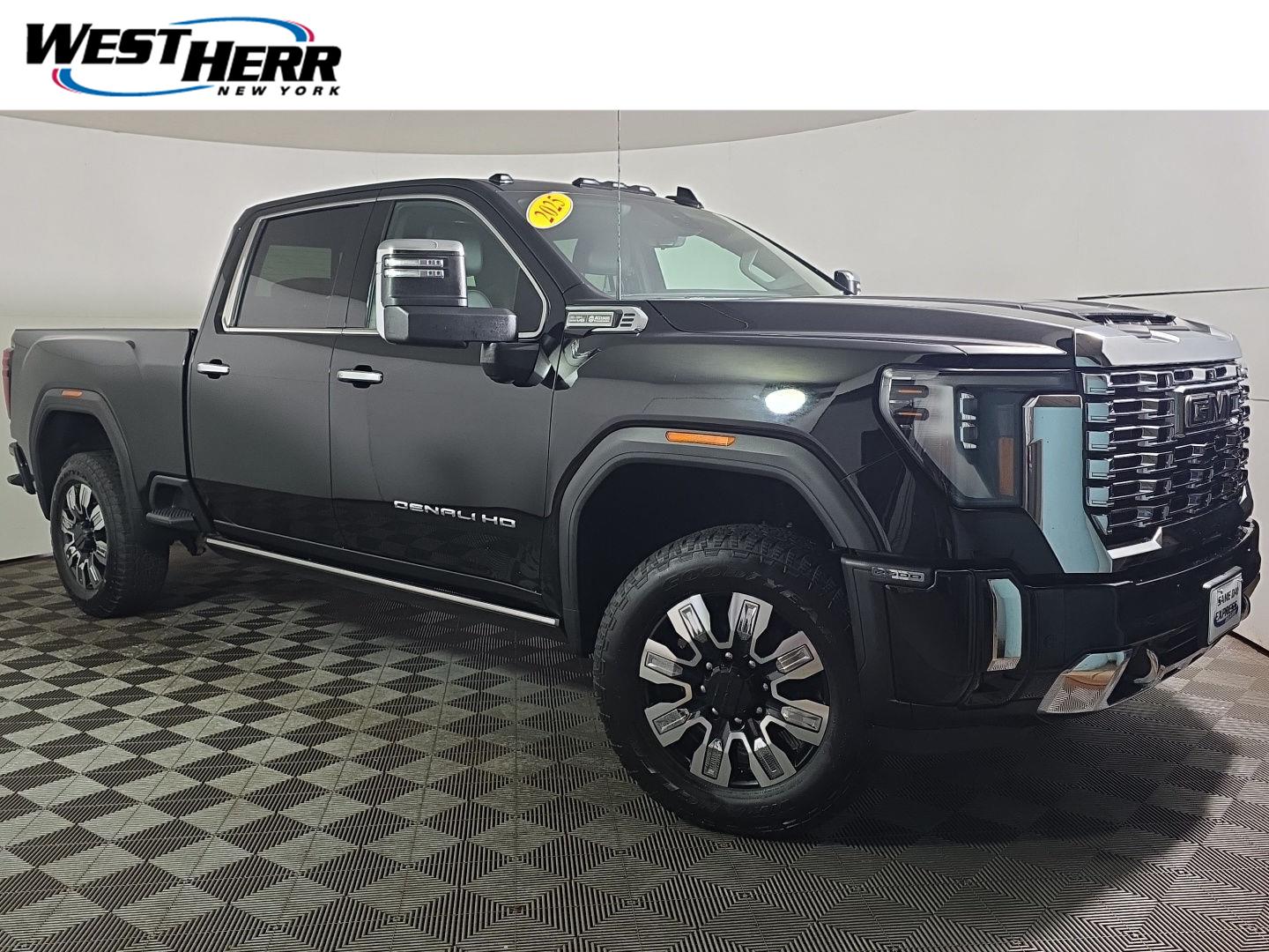 2025 GMC Sierra 2500HD Denali