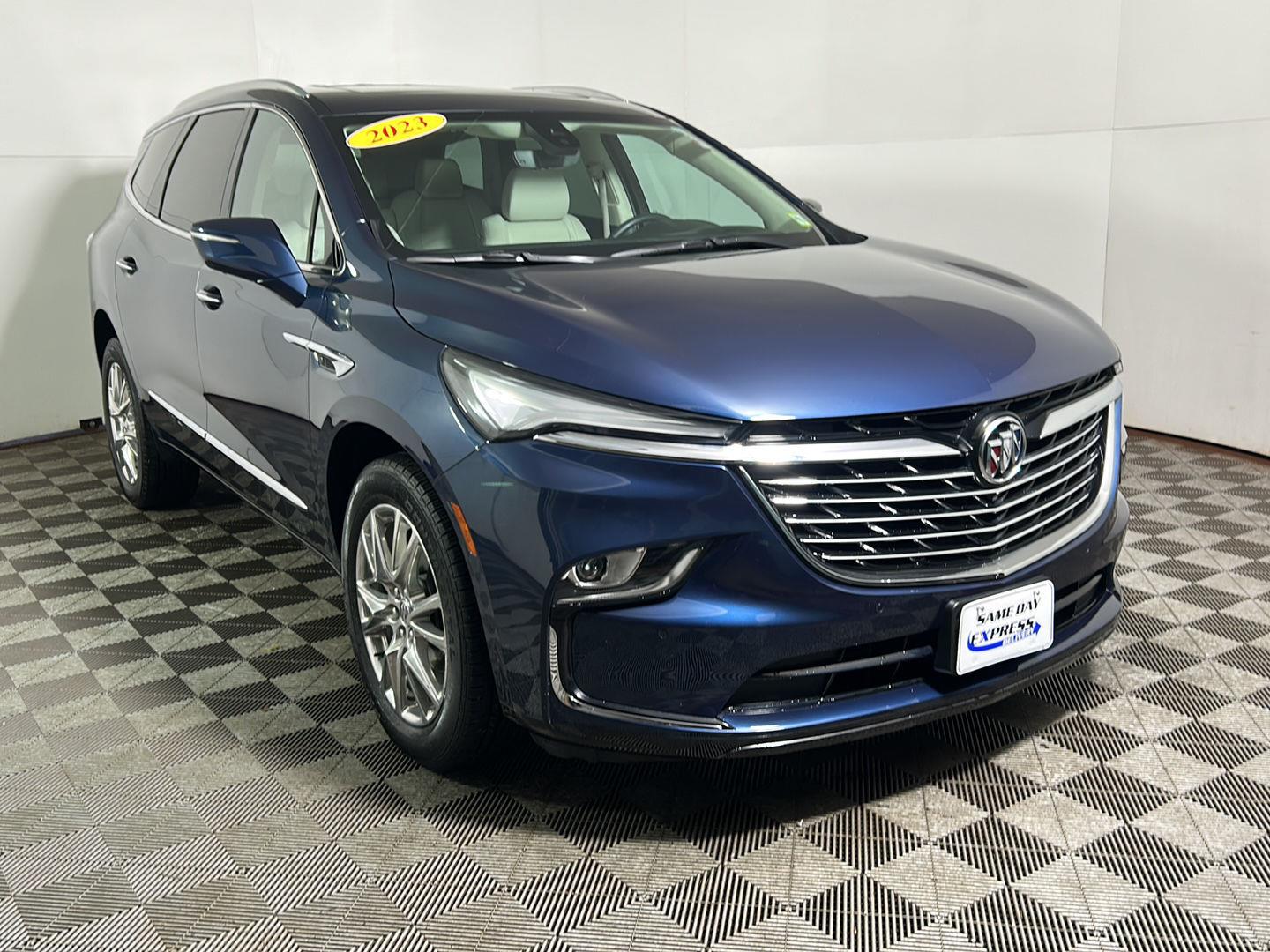 Used 2023 Emperor Blue Metallic Buick Premium image 4