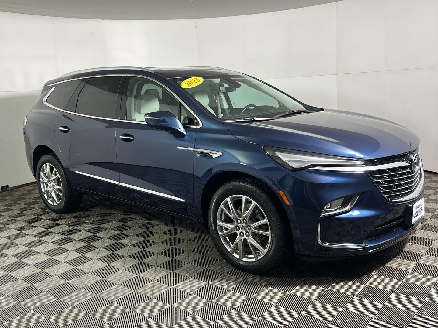 Used 2023 Emperor Blue Metallic Buick Premium image 5