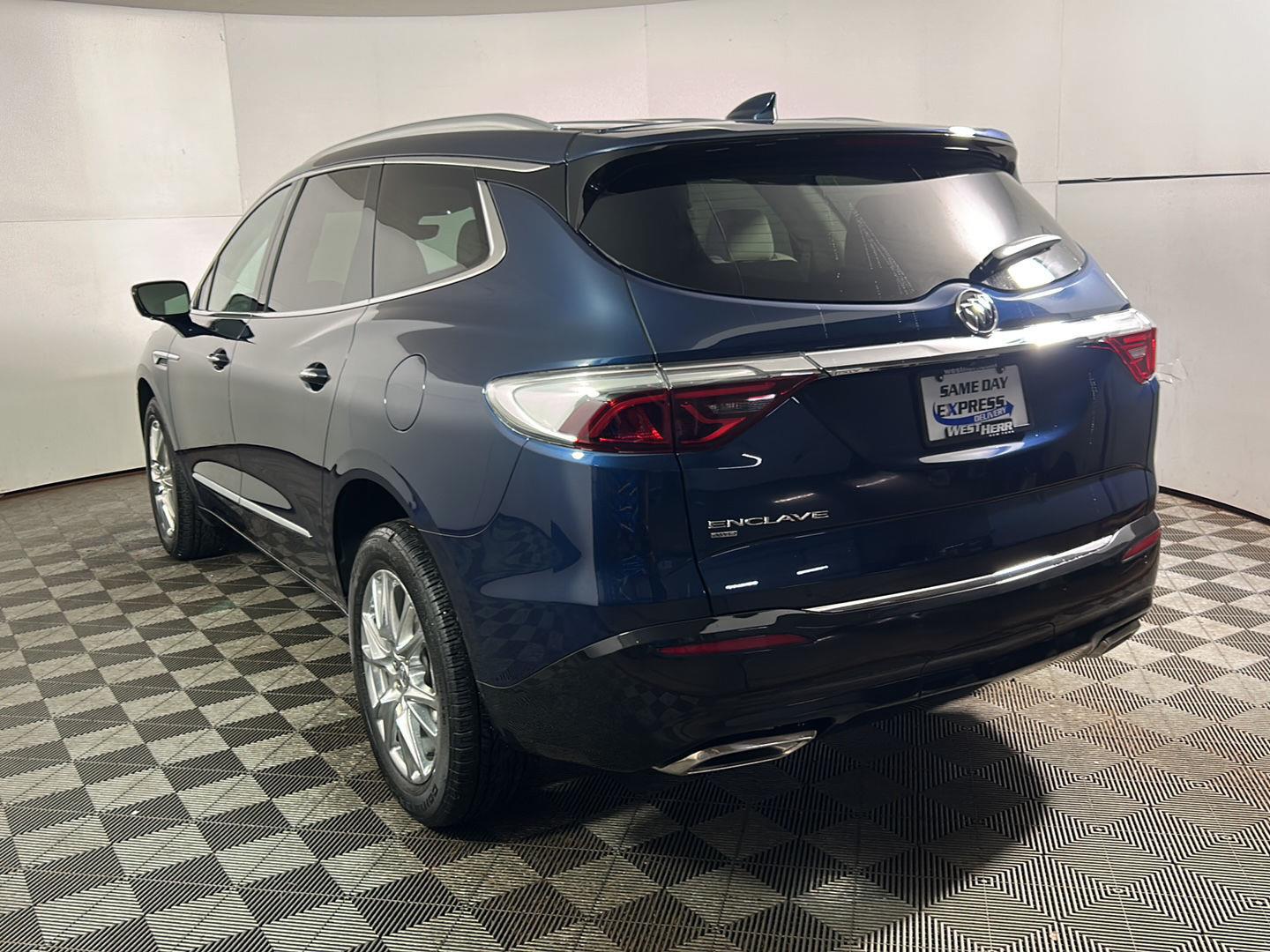 Used 2023 Emperor Blue Metallic Buick Premium image 10