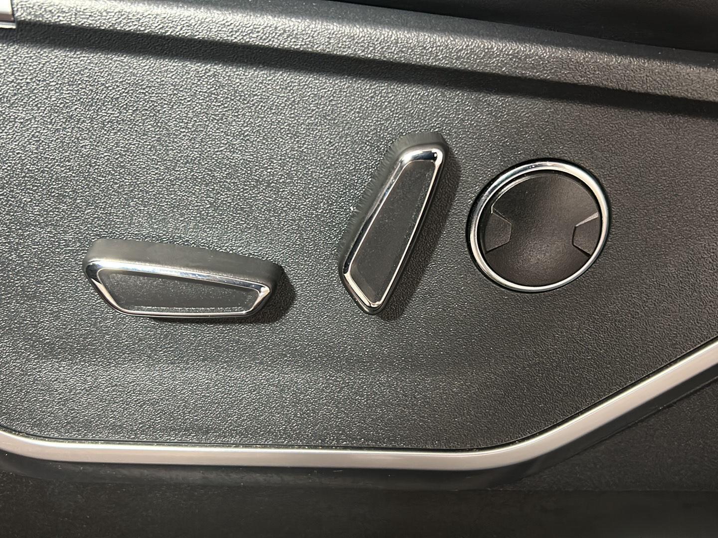 Used 2025 Carbonized Gray Ford Raptor image 15