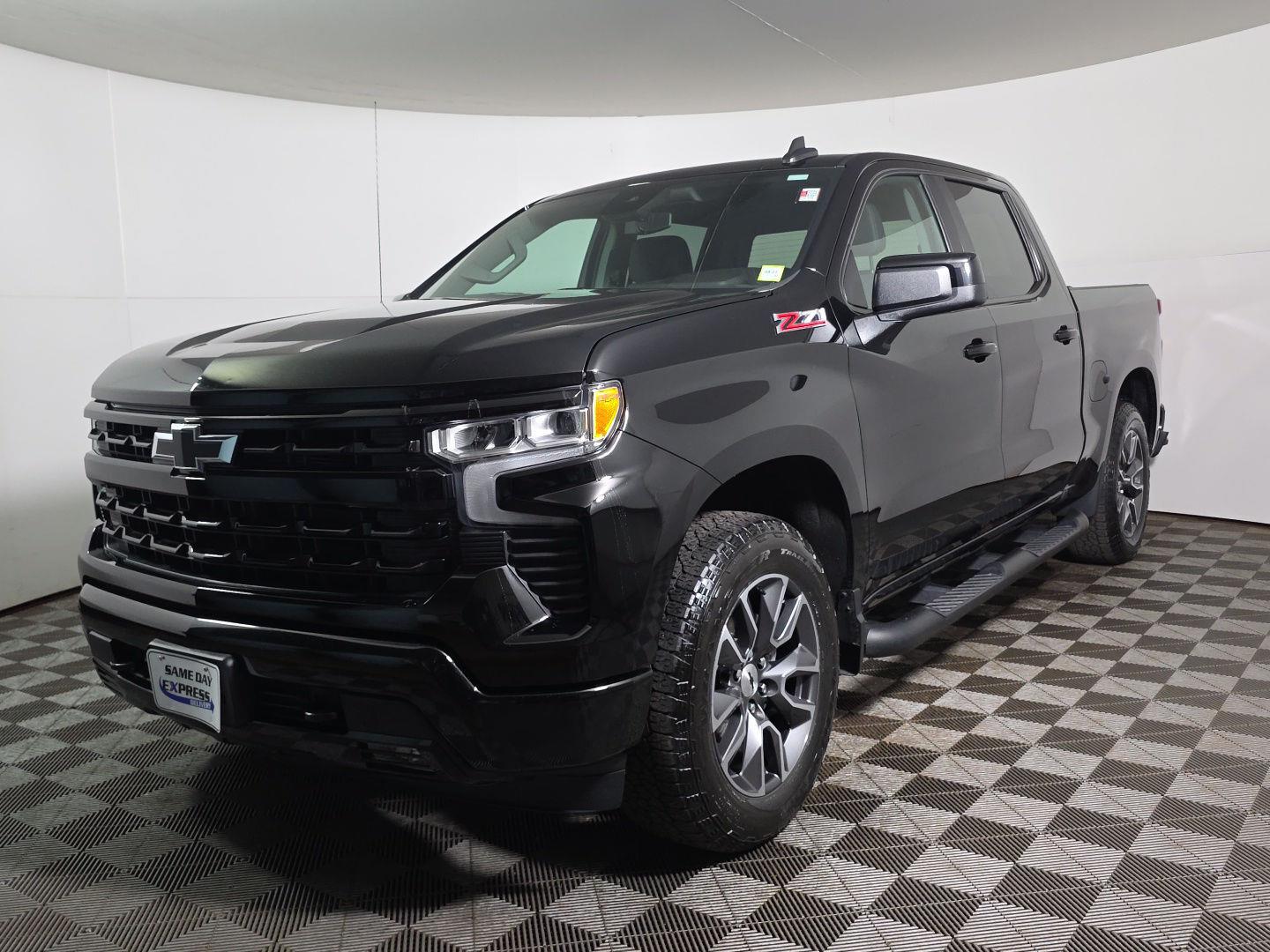 Used 2023 Black Chevrolet RST image 5