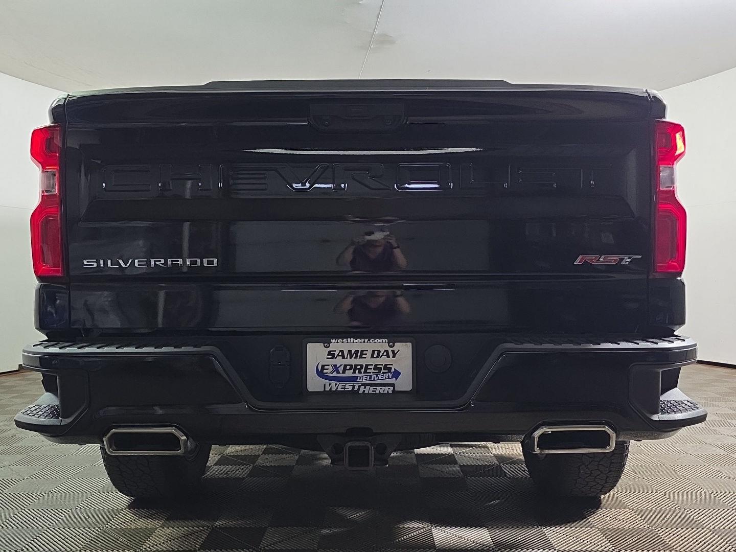 Used 2023 Black Chevrolet RST image 8
