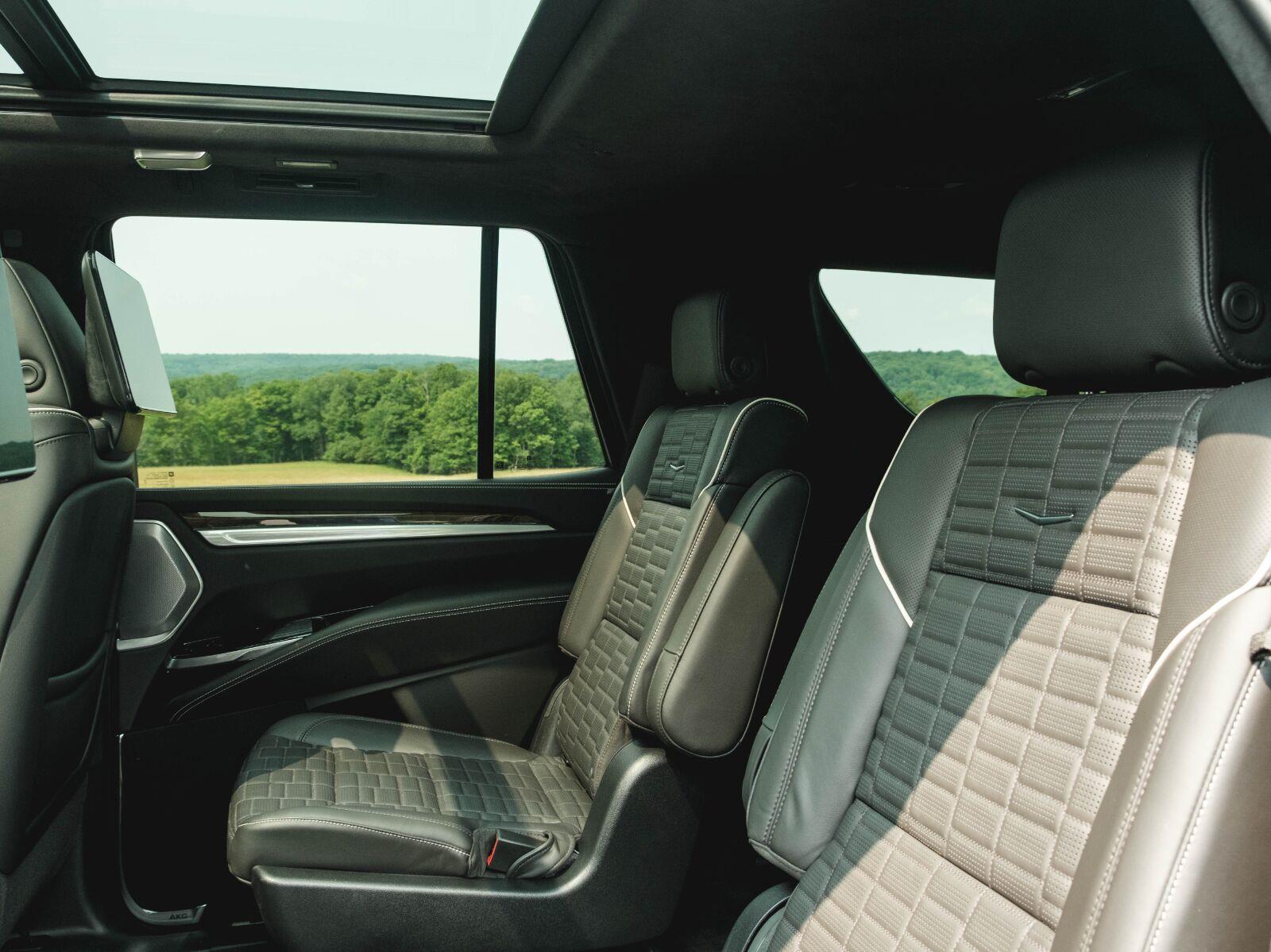 Certified Used 2025 Galactic Gray Cadillac Sport Platinum image 25