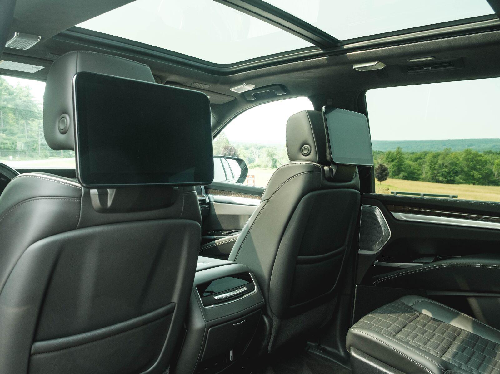 Certified Used 2025 Galactic Gray Cadillac Sport Platinum image 26