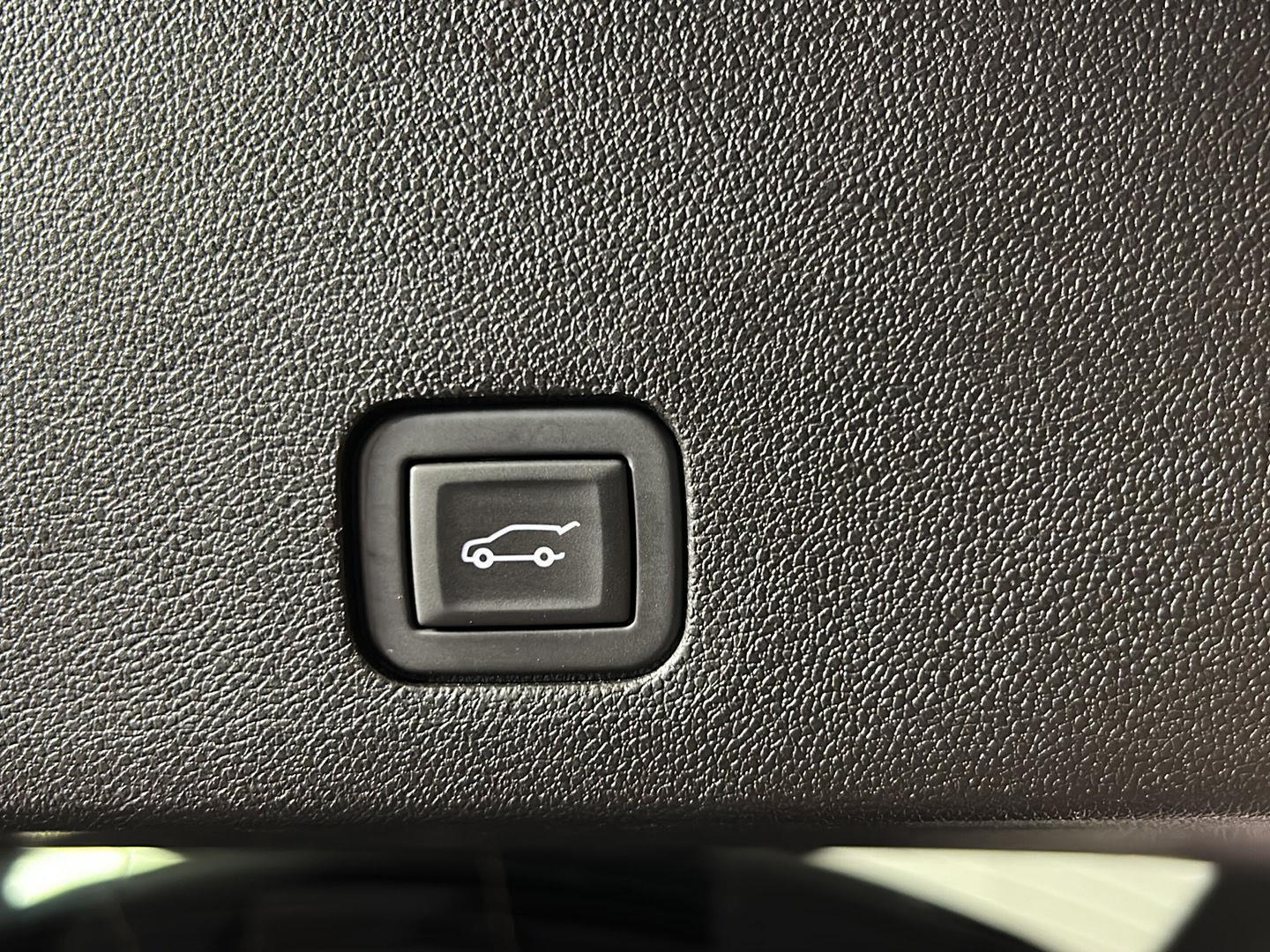 Used 2024 Stellar Black Metallic Cadillac AWD Premium Luxury image 10
