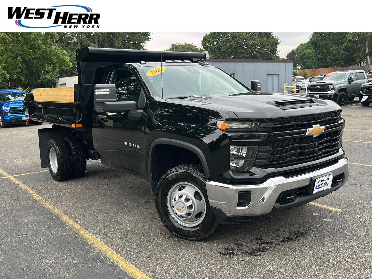 2025 Chevrolet Silverado 3500HD Chassis Work Truck Regular Cab 4WD