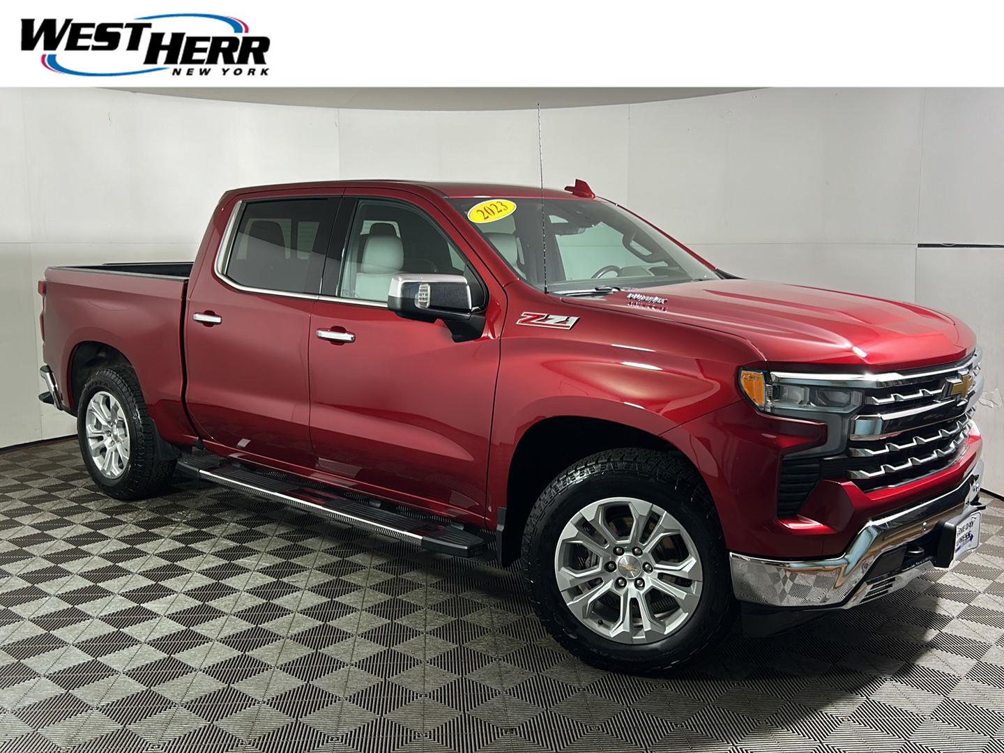 2023 Chevrolet Silverado 1500 LTZ Crew Cab 4WD