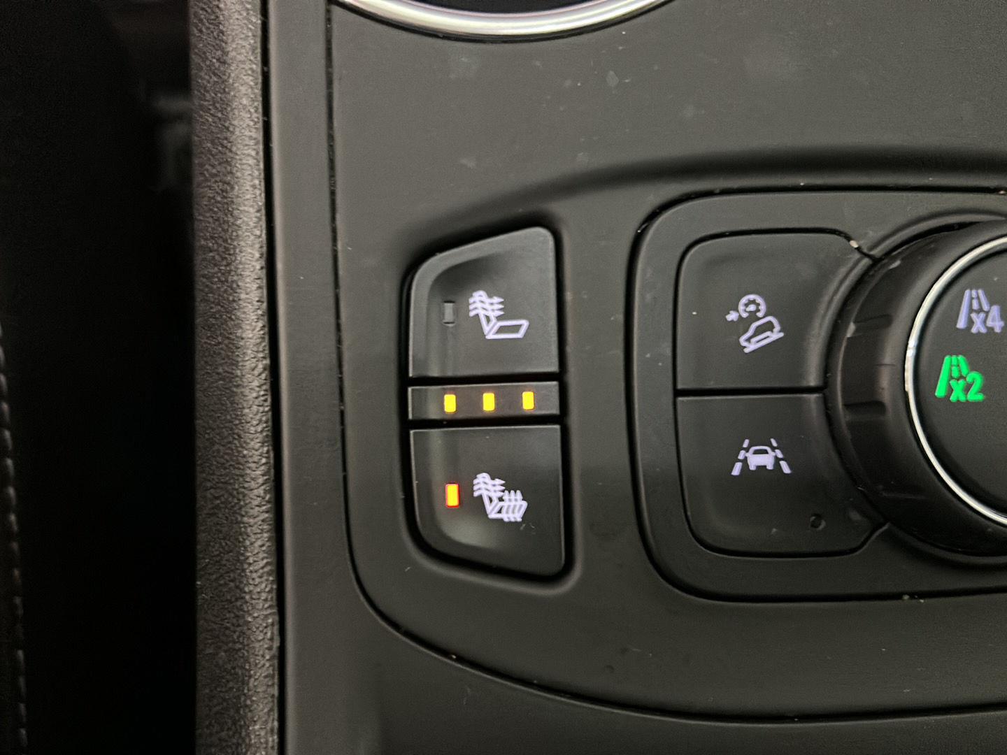 Used 2024 Downpour Metallic GMC SLE image 24