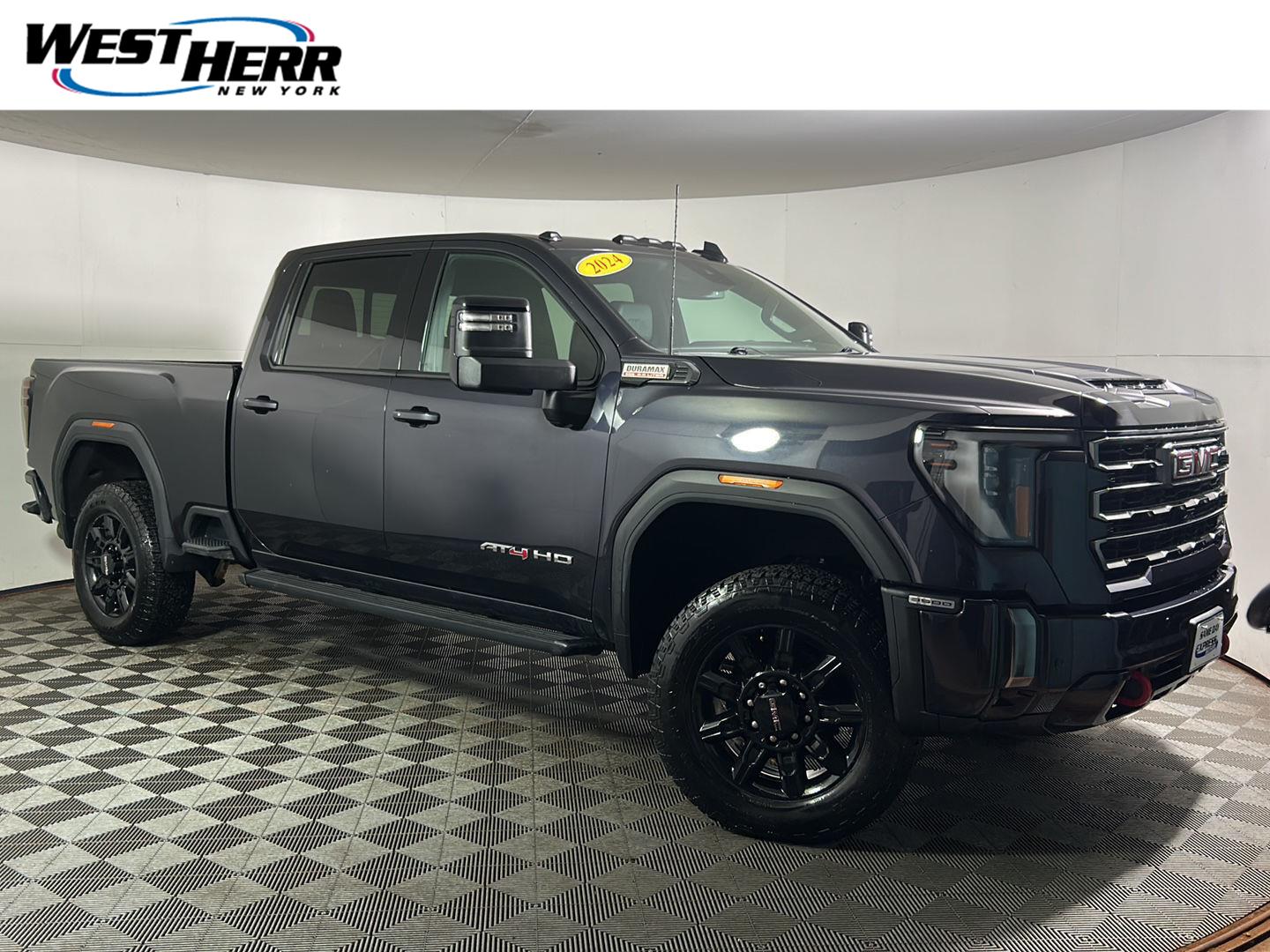 2024 GMC Sierra 3500HD AT4 Crew Cab 4WD