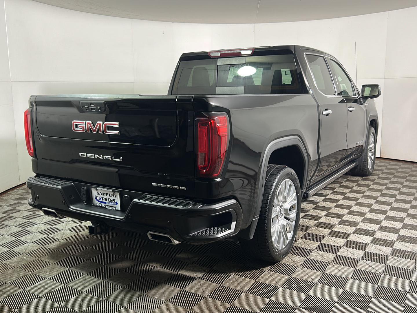 Used 2022 Onyx Black GMC Denali image 7