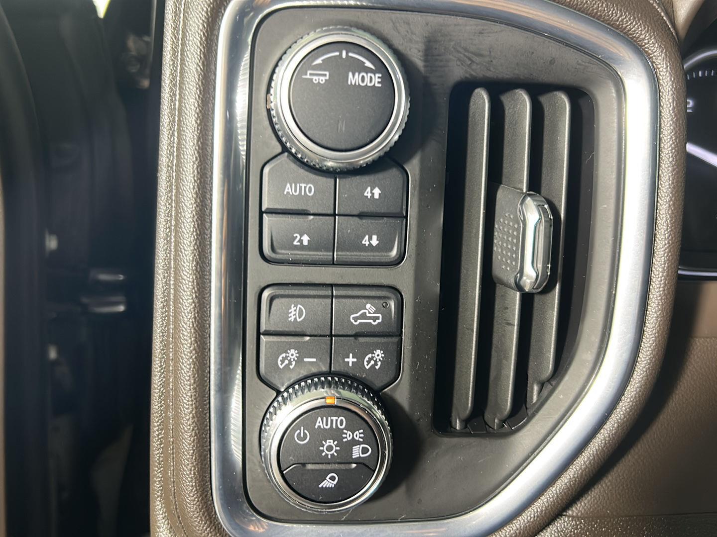 Used 2022 Onyx Black GMC Denali image 24