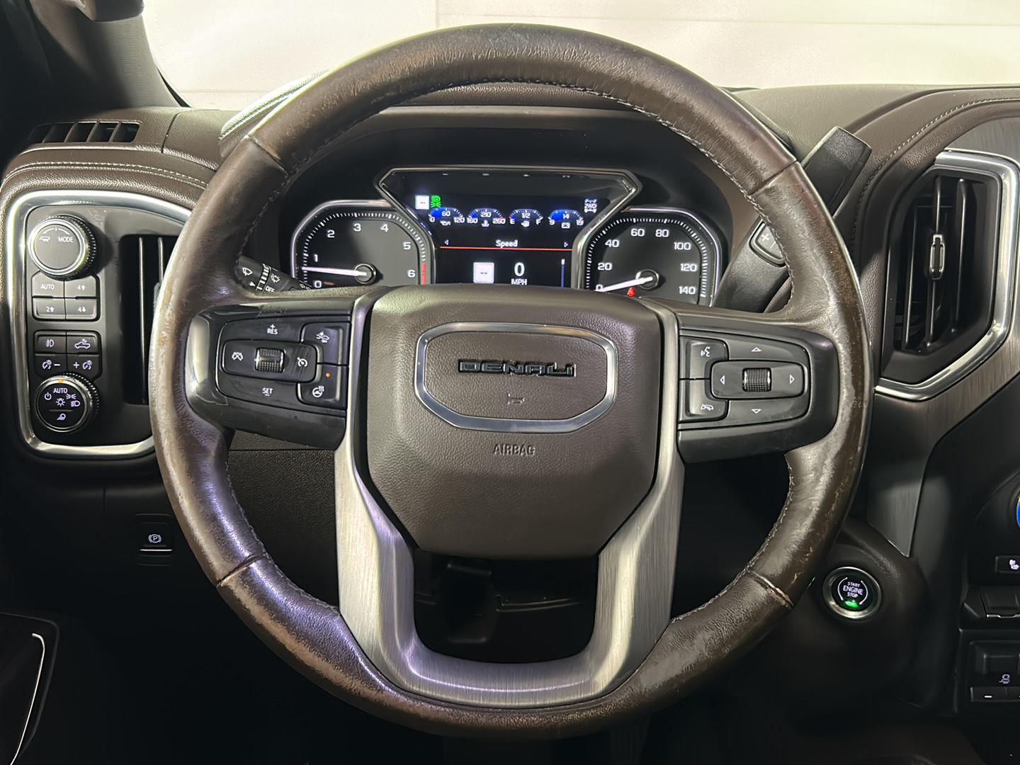 Used 2022 Onyx Black GMC Denali image 38