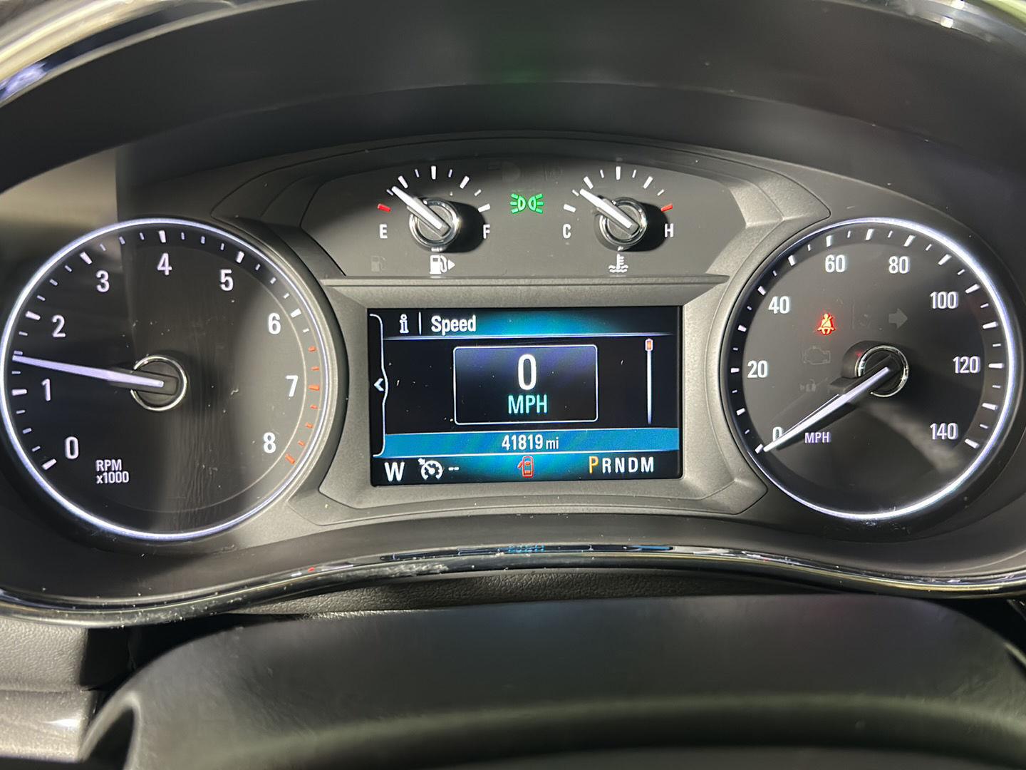 Used 2018 White Frost Tricoat Buick Essence image 17
