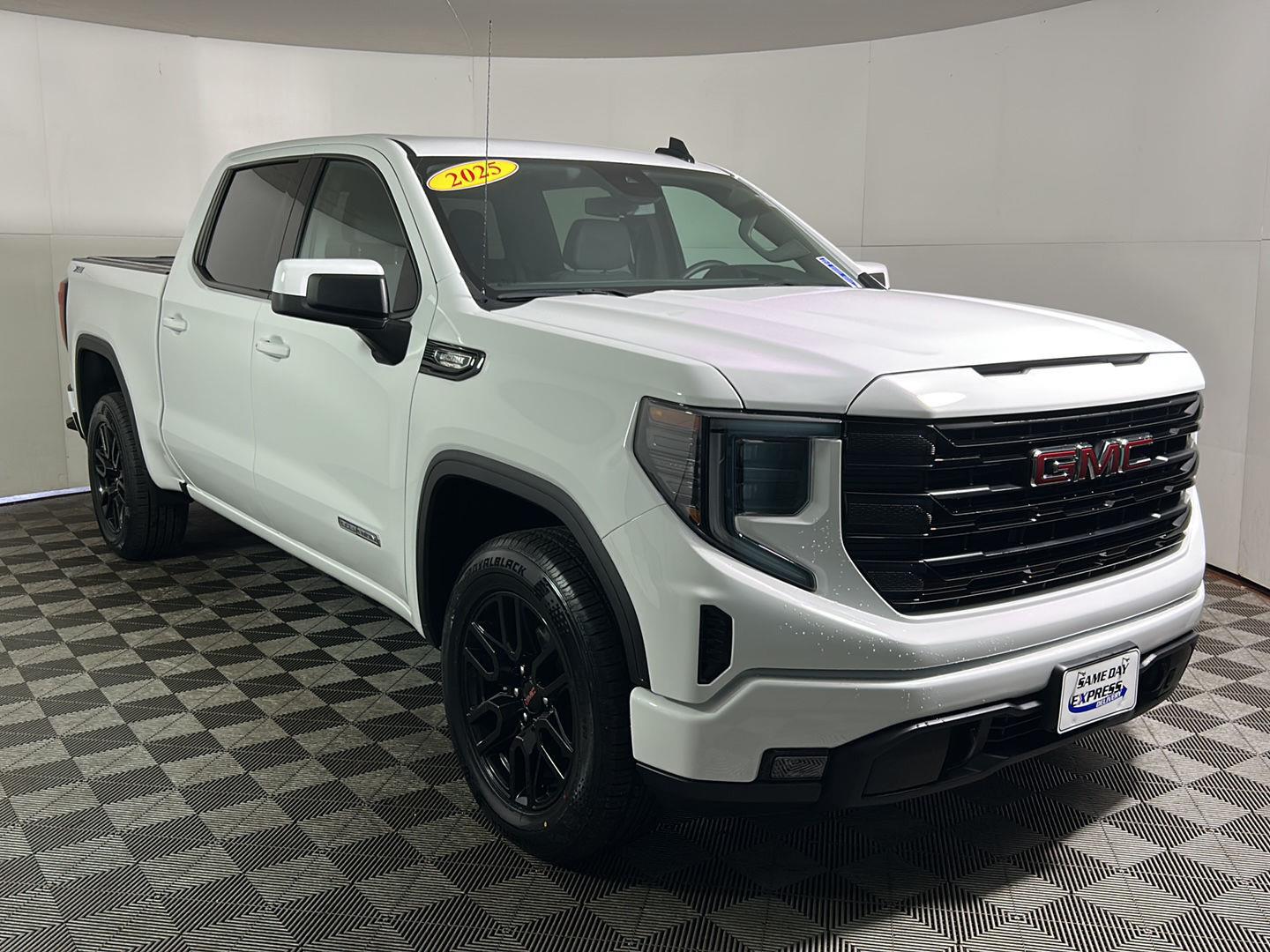 Used 2025 Summit White GMC Elevation image 4