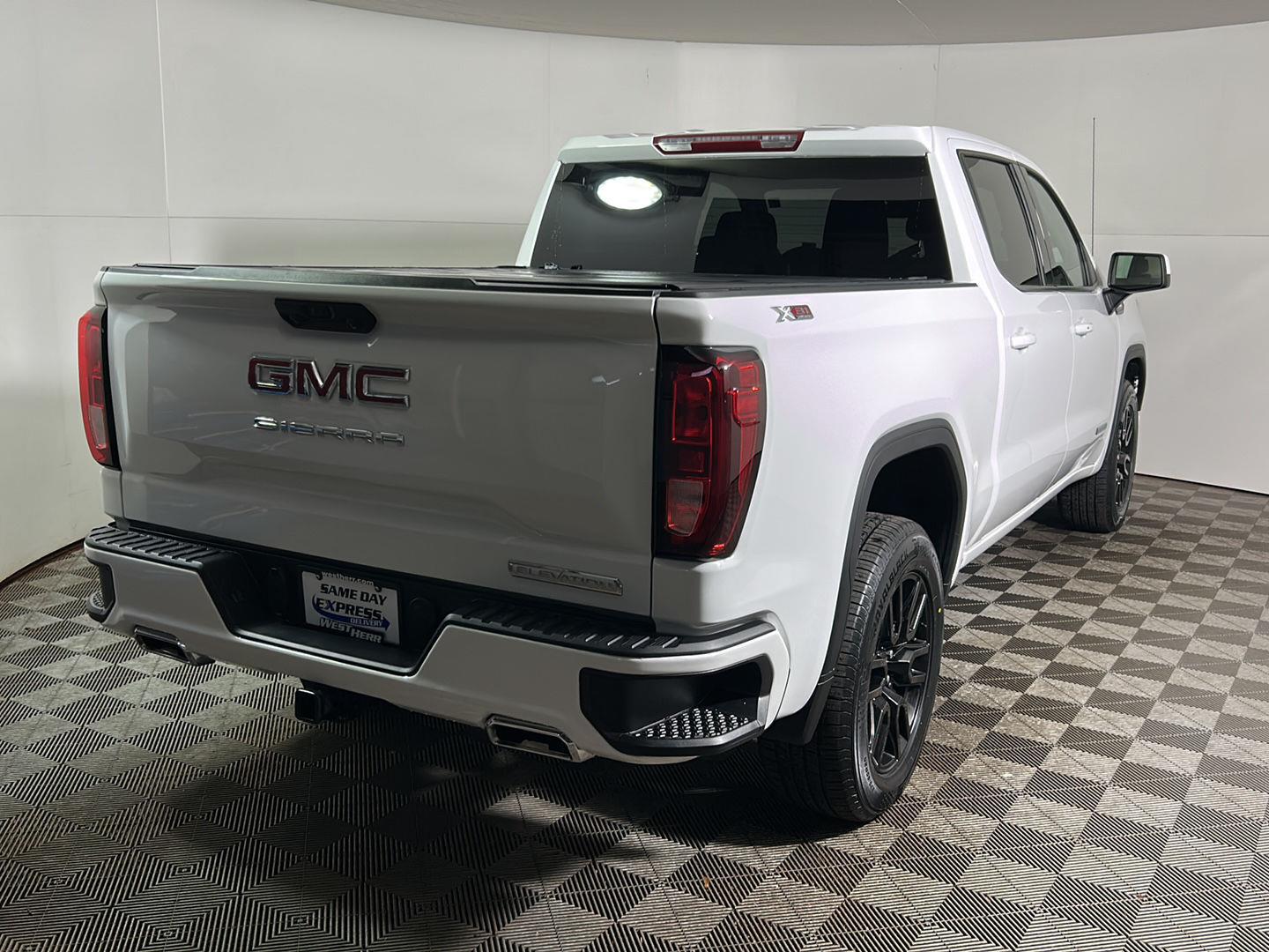 Used 2025 Summit White GMC Elevation image 6