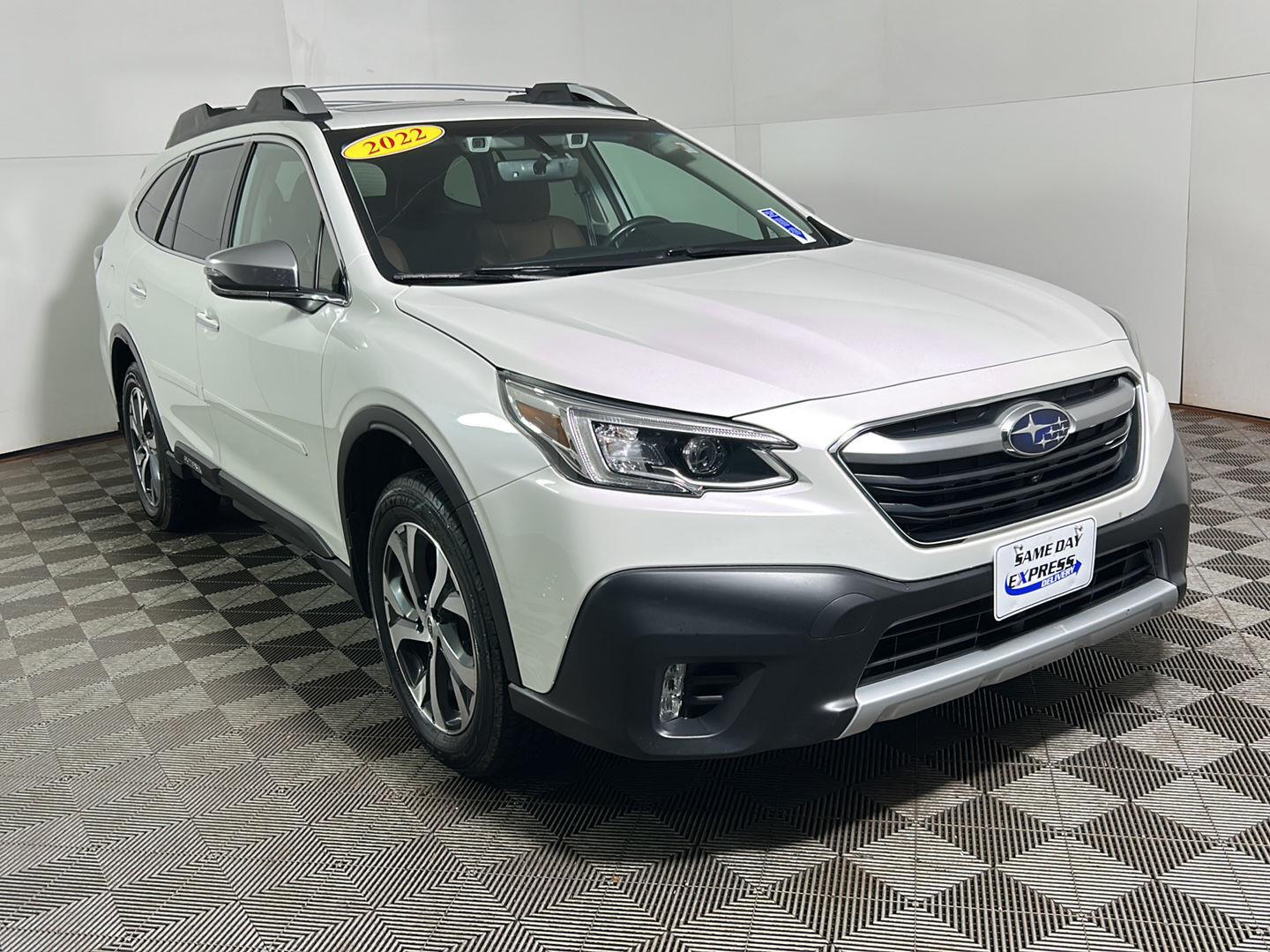 Used 2022 Crystal White Pearl Subaru Touring image 5