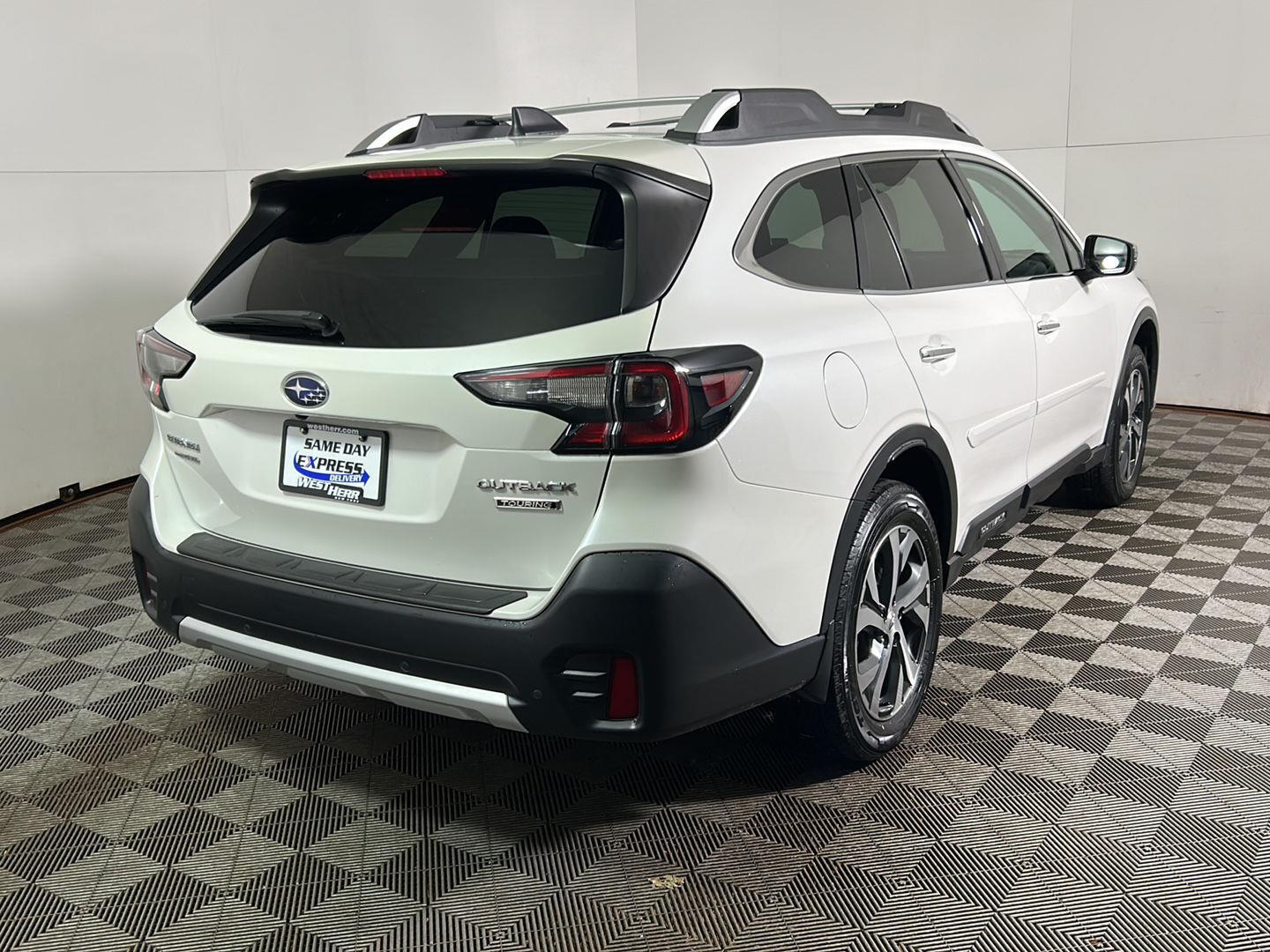 Used 2022 Crystal White Pearl Subaru Touring image 7