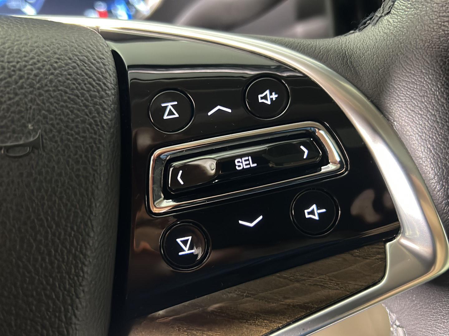Used 2020 Shadow Metallic Cadillac Premium Luxury image 33