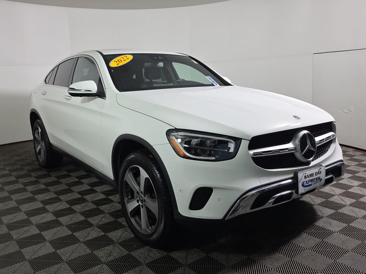 Used 2022 Polar White Mercedes-Benz GLC 300 image 9