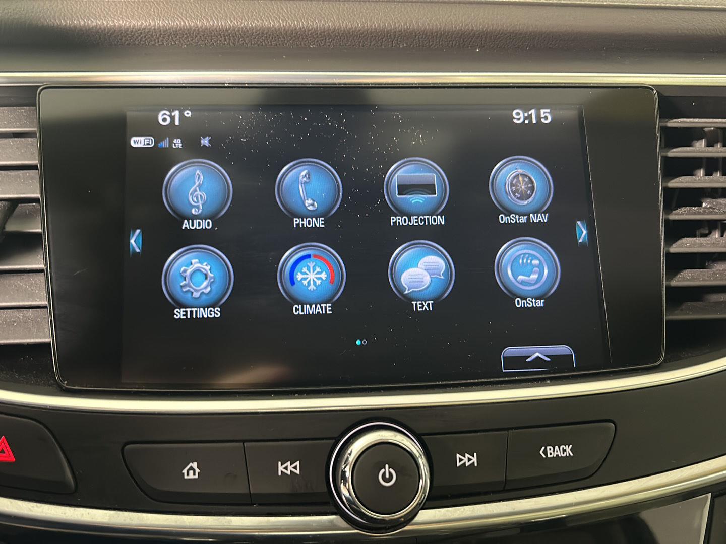 Used 2017 White Frost Tricoat Buick Essence image 17