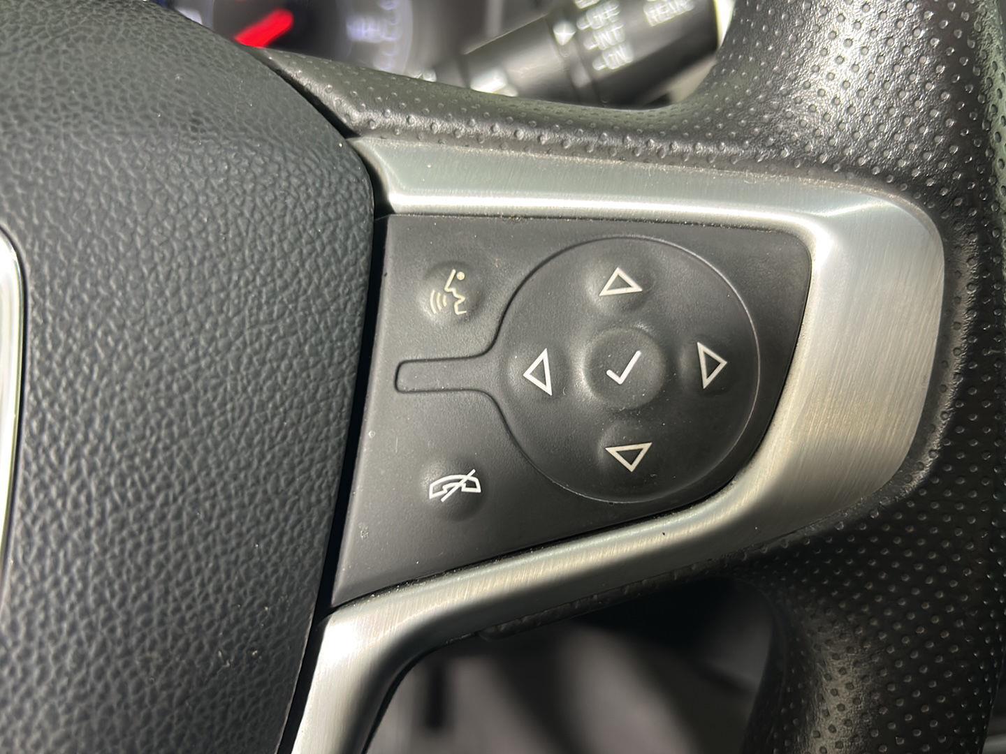Used 2024 Sterling Metallic GMC SLE image 21