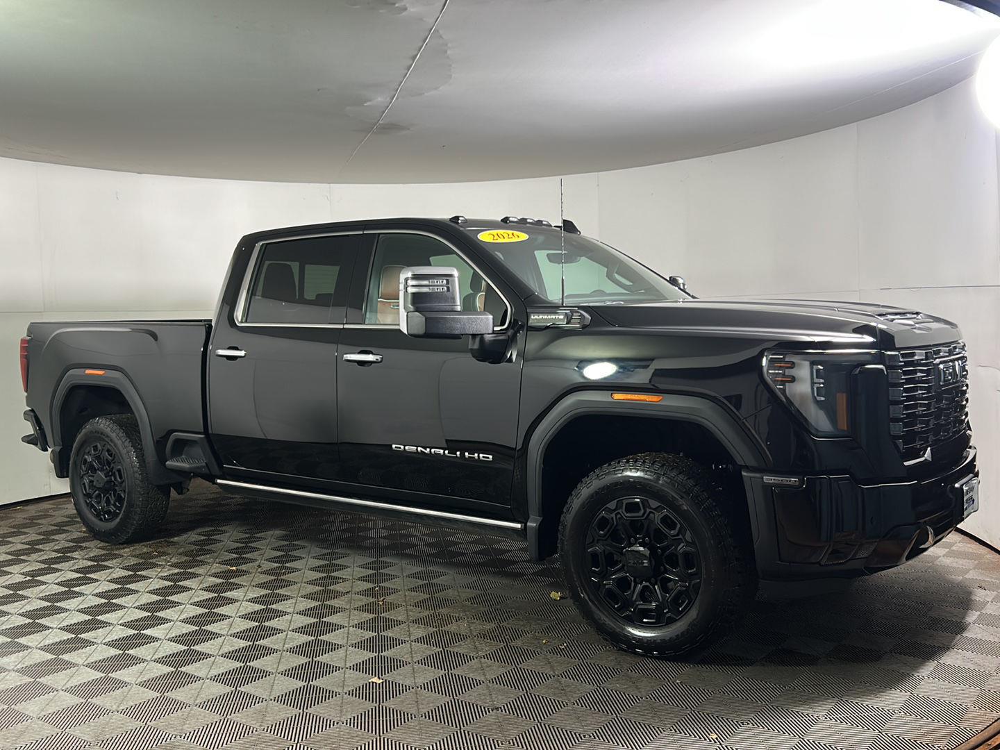 Used 2026 Onyx Black GMC Denali Ultimate image 4