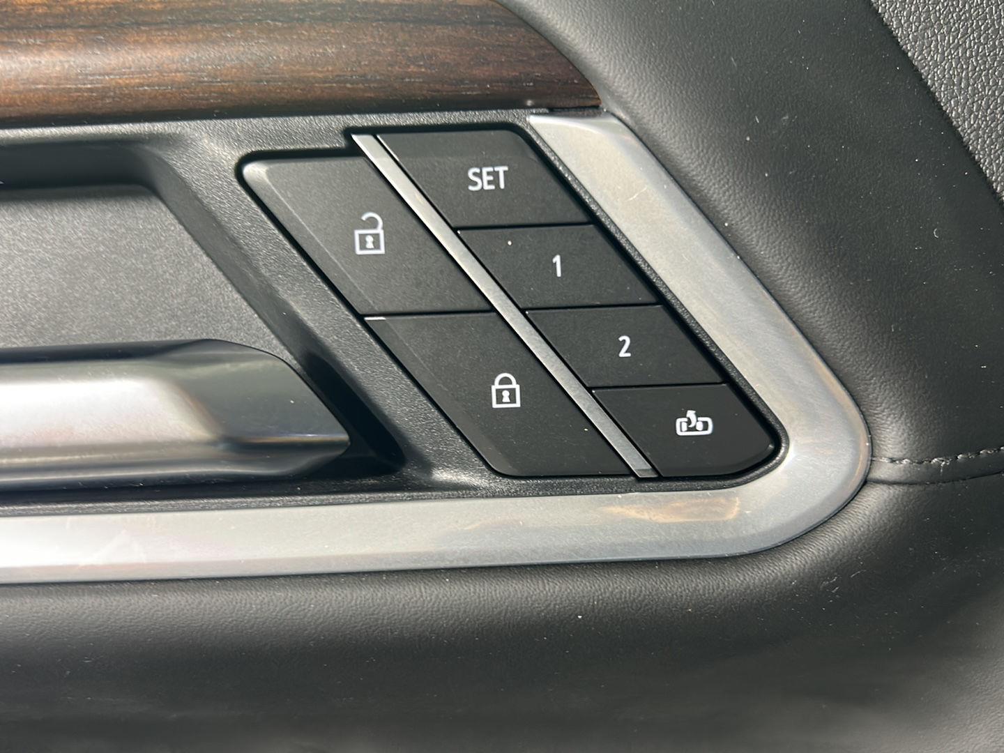 Used 2026 Onyx Black GMC Denali Ultimate image 23