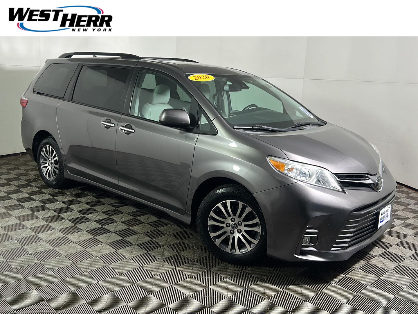 2020 Toyota Sienna XLE 8-Passenger