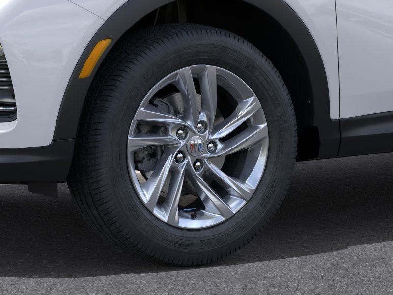 New 2026 Summit White Buick Preferred image 33