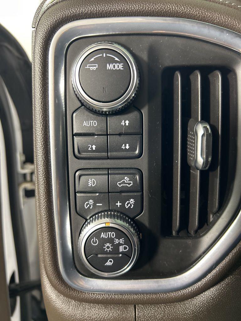 Used 2021 White Frost GMC Denali image 25
