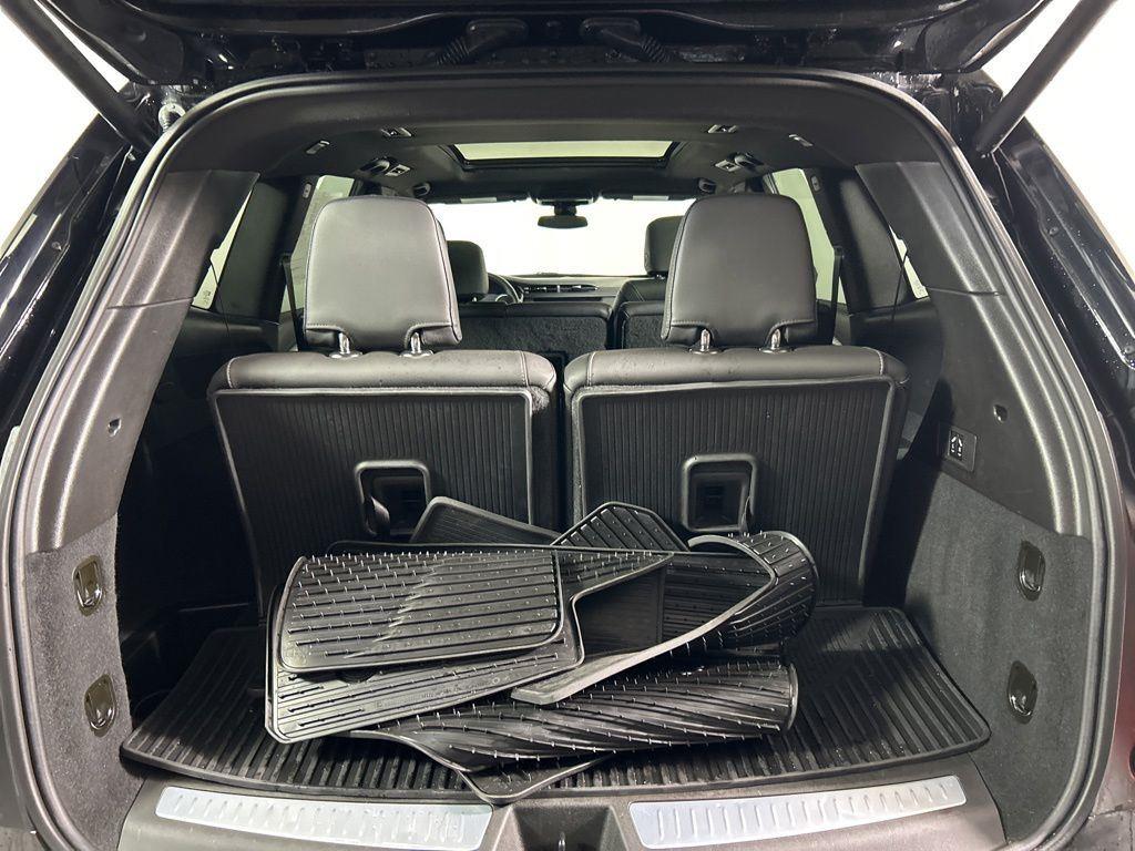 Used 2024 Black Metallic Cadillac Luxury image 8