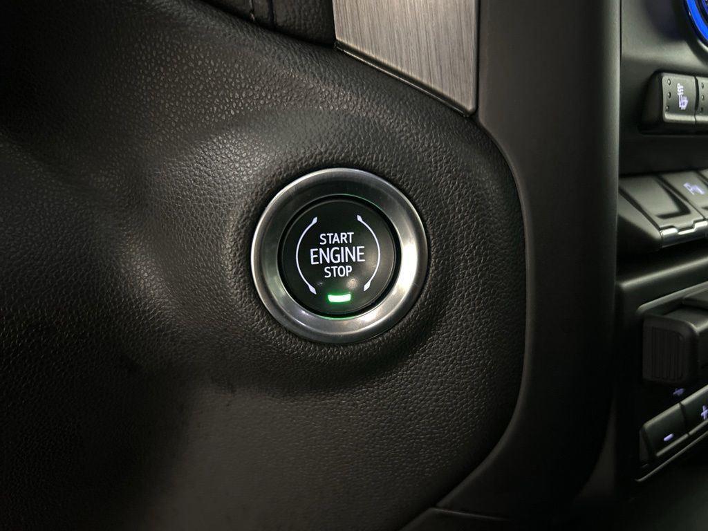 Used 2020 Steel Metallic GMC Denali image 26