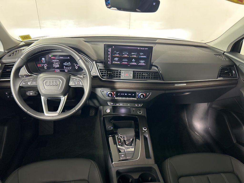 Used 2025 Manhattan Gray Metallic Audi 40 Premium image 30