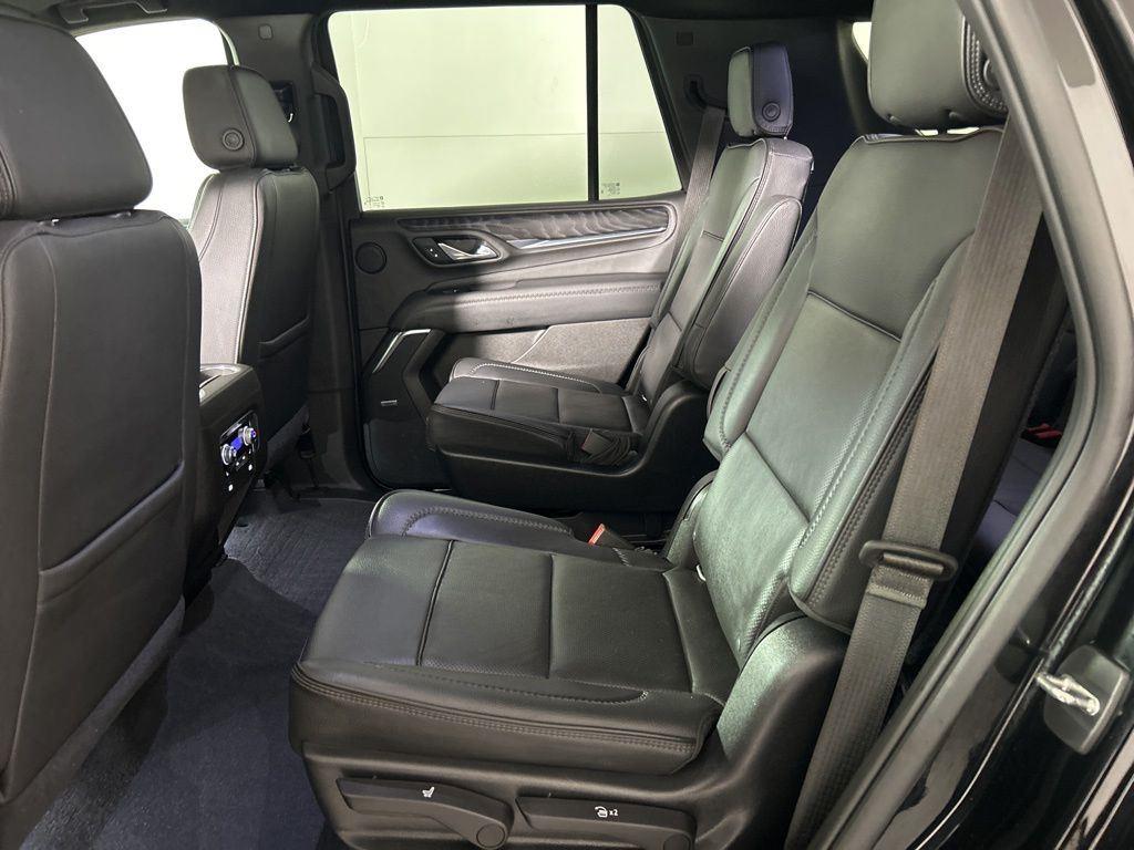 Used 2021 Onyx Black GMC Denali image 9