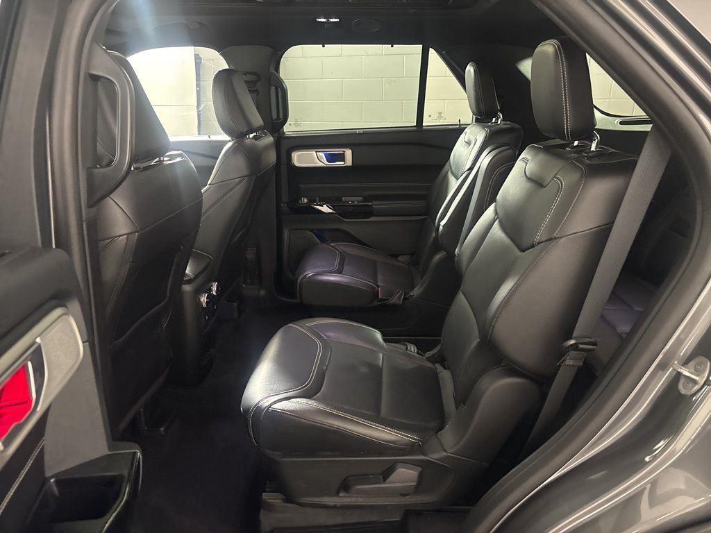 Used 2023 Gray Metallic Ford ST image 20