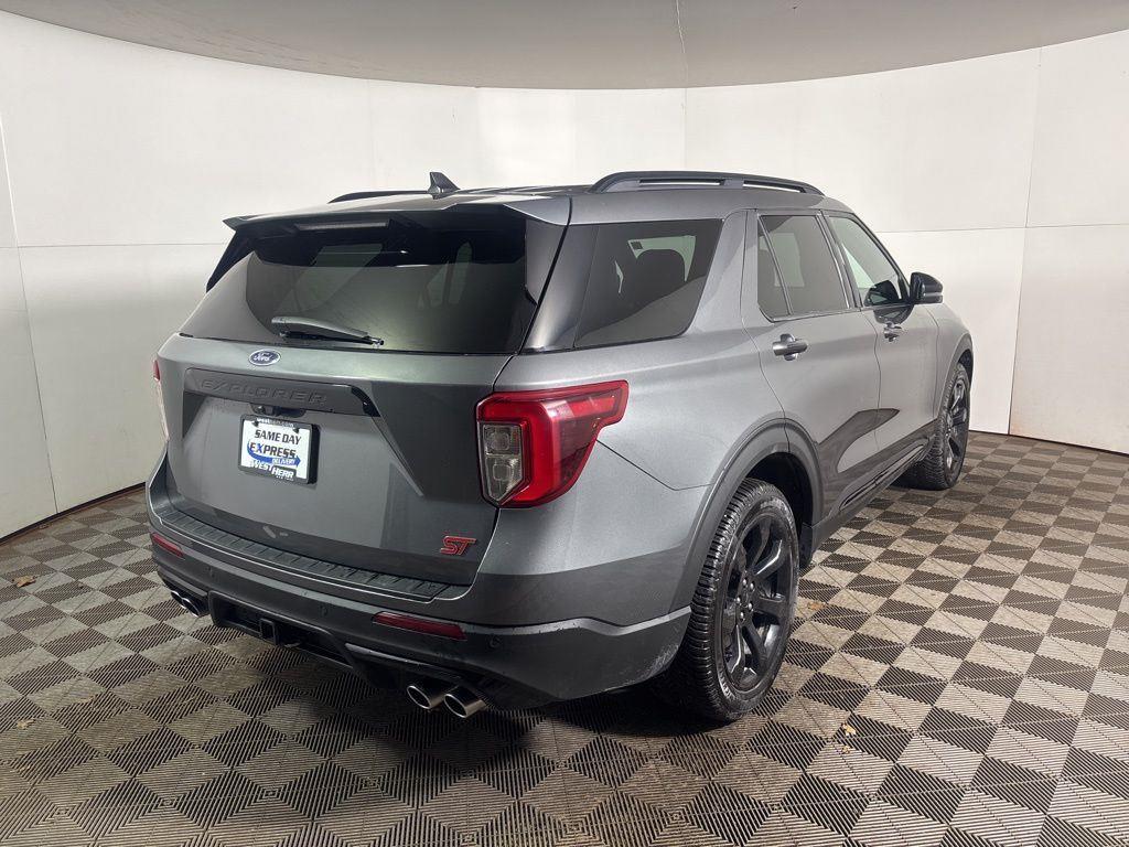 Used 2023 Gray Metallic Ford ST image 28