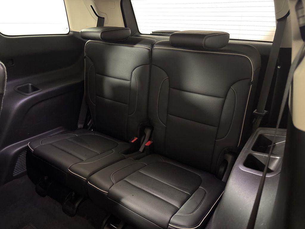 Used 2023 Hunter Green GMC Denali image 18