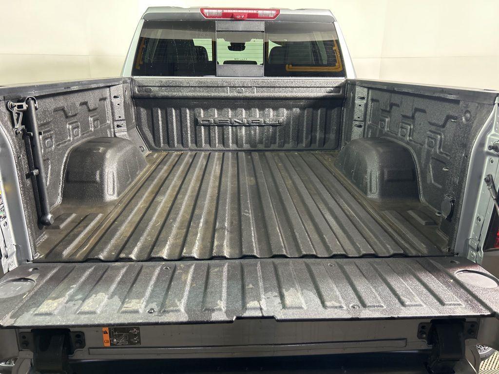 Used 2024 Sterling Metallic GMC Denali image 9